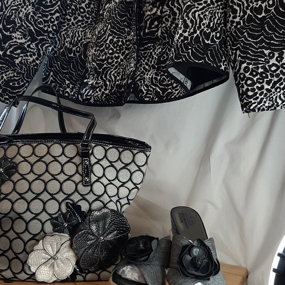 LIFE STRIDE Shoes - Picture 10 of 10